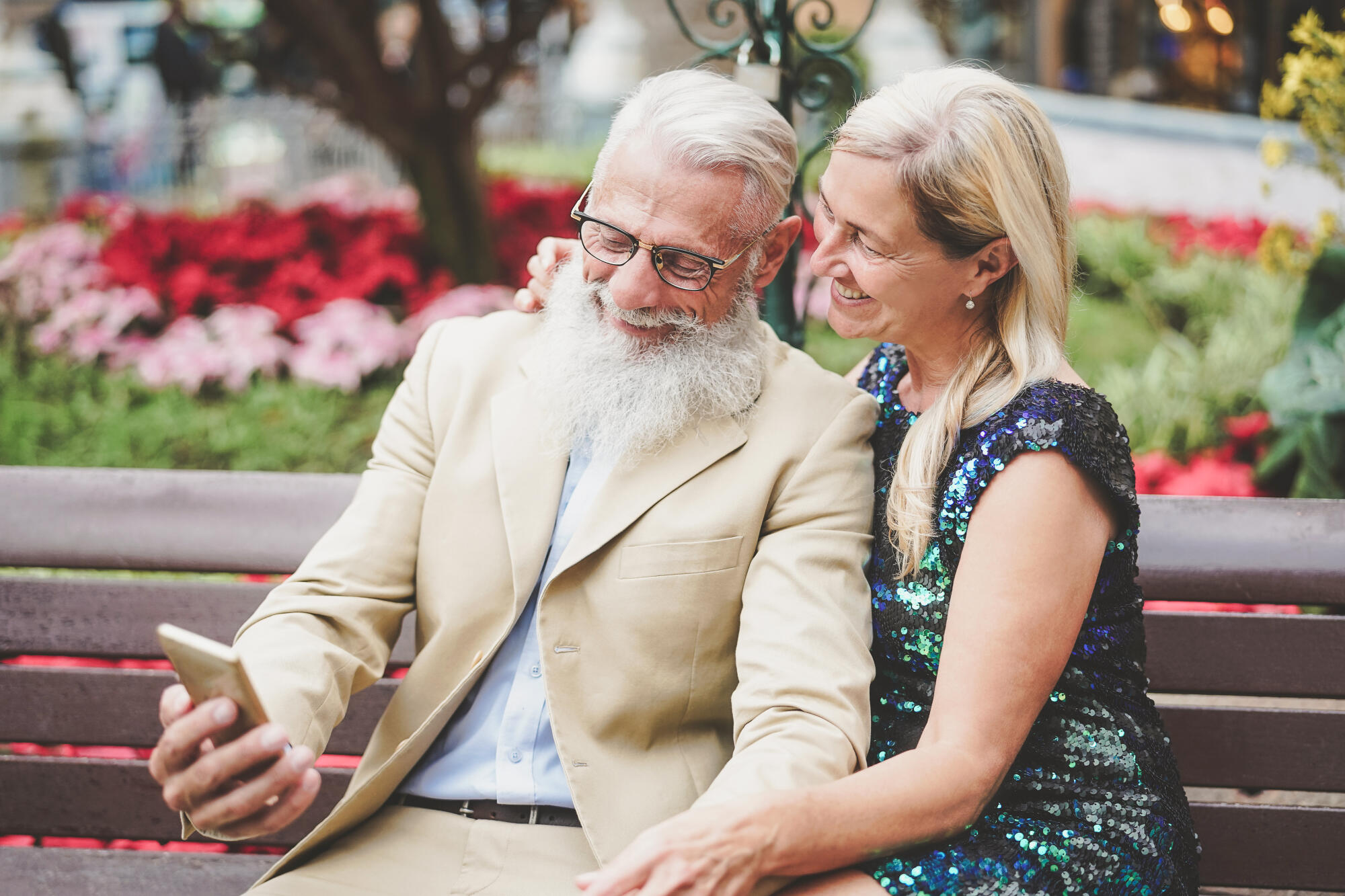 Senior Dating: Building New Connections in Later Life